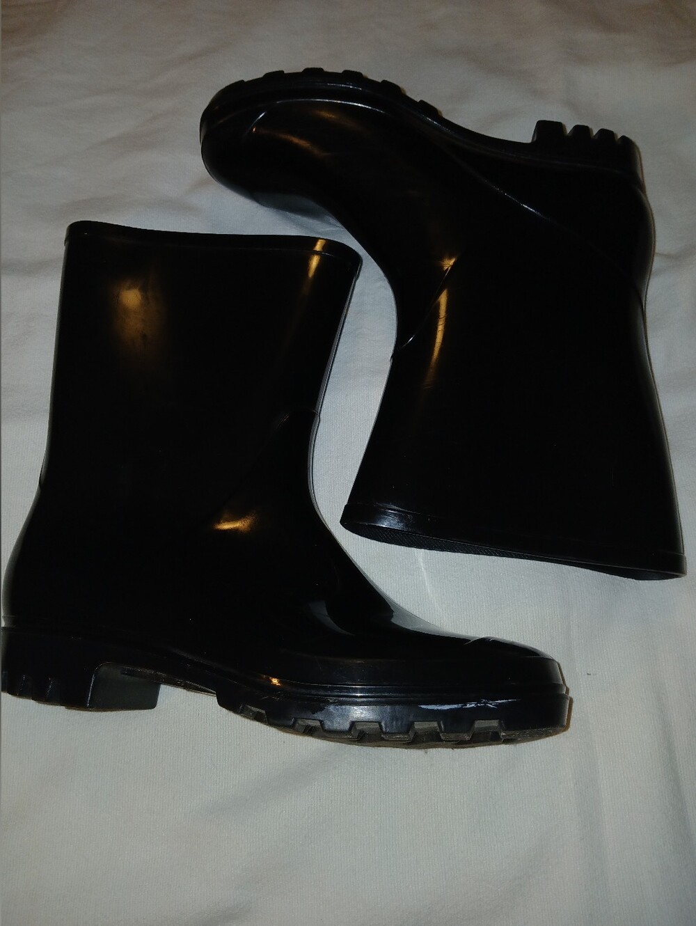 Pre-loved Classic Black Women's Rain Boots - Slip-On Waterproof Chelsea Style